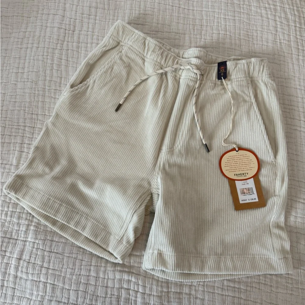 Faherty Men's Cream Corduroy Shorts NWT 2543